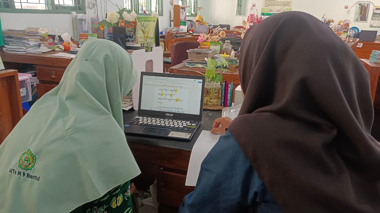 MTsN 9 Bantul Matangkan Persiapan Lomba Alih Bahasa Jawa melalui Bimbingan Intensif Murid